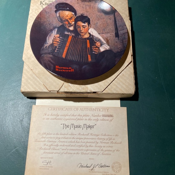 Collector plate from Edwin Knowles, the music maker. - Picture 3 of 4